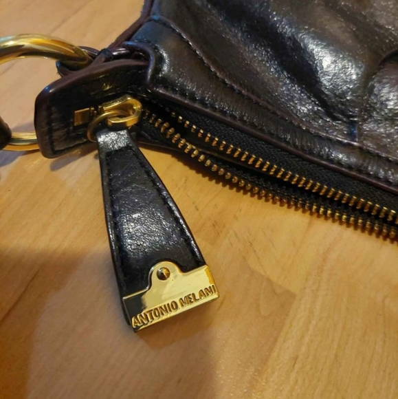 Antonio Melani black Leather crossbody - Picture 5 of 10